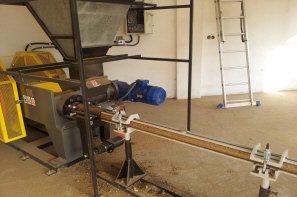 zuigermechanische briketteermachines voor houtafval Polen